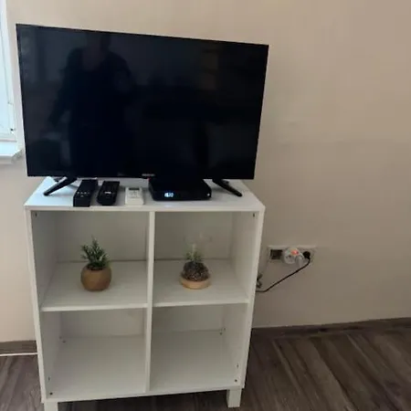 Lupa 2 דירה Nové Zámky