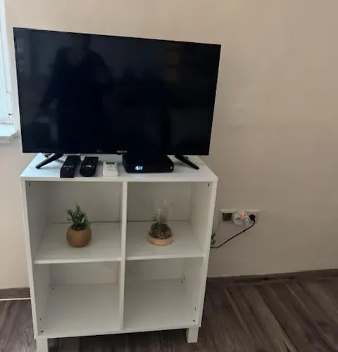 Lupa 2 דירה Nové Zámky